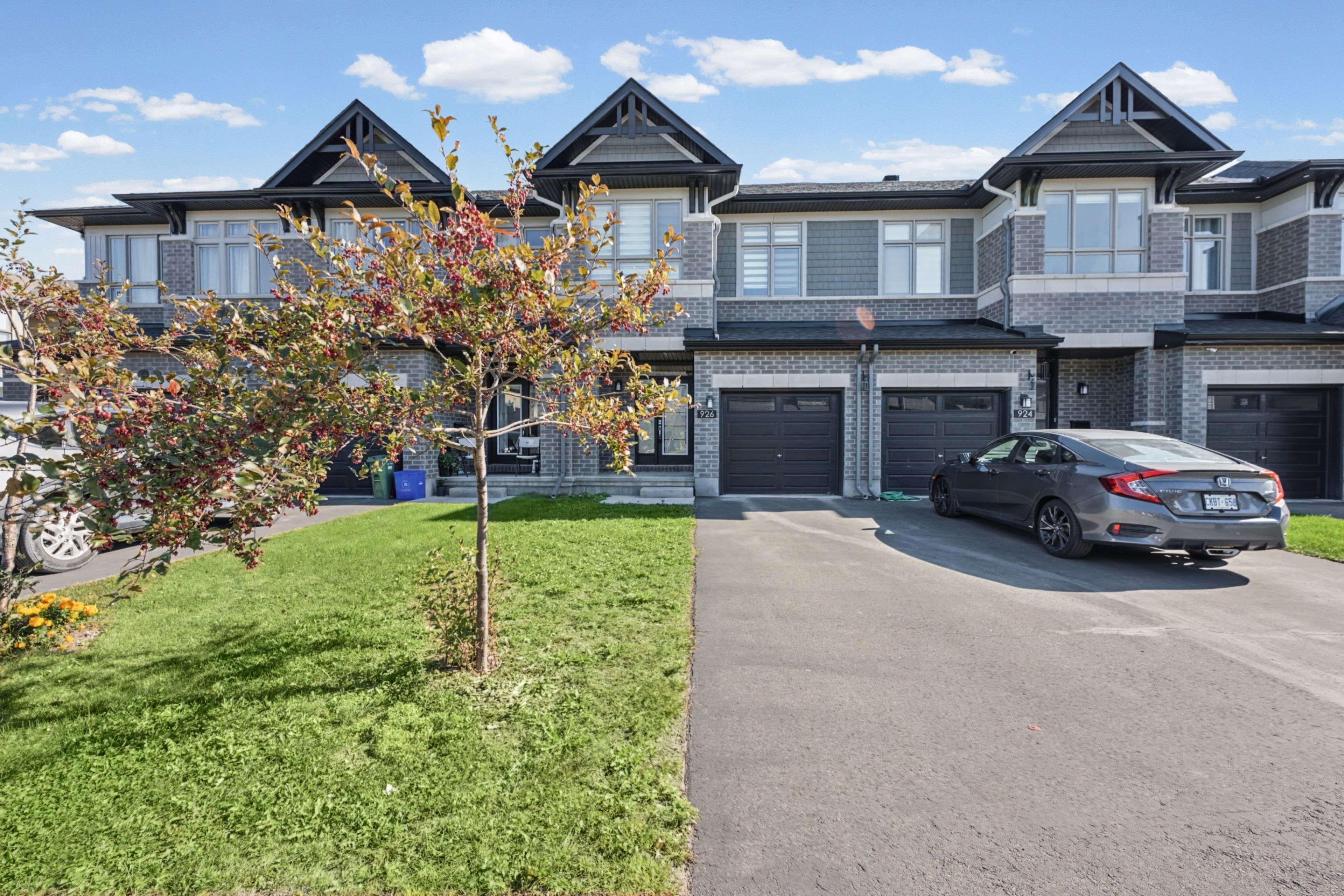 926 Omagaki WAY, Blossom Park - Airport And Area, ON K0A 2P0