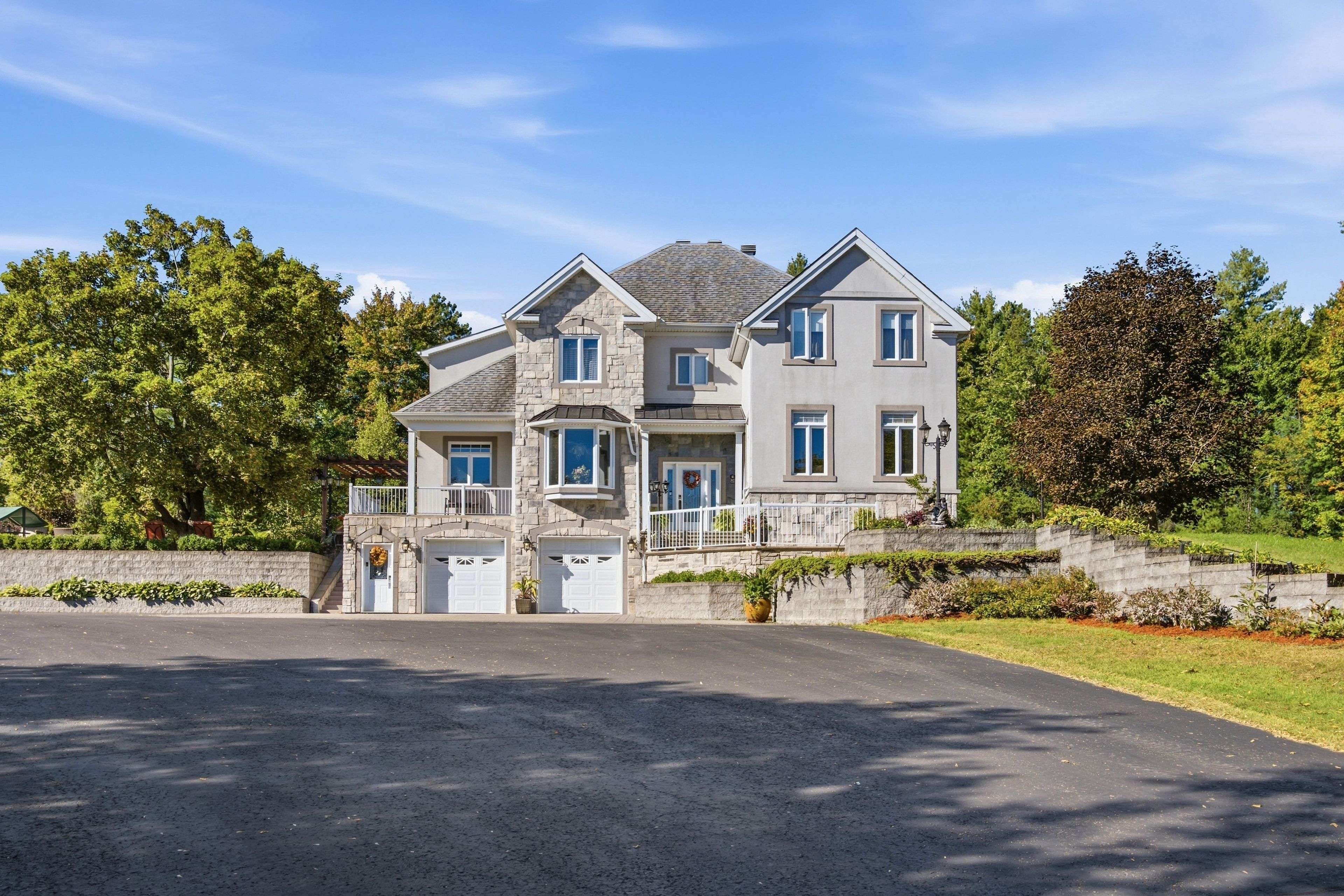 3402 CHAMPLAIN ST, Clarence-rockland, ON K0A 1E0