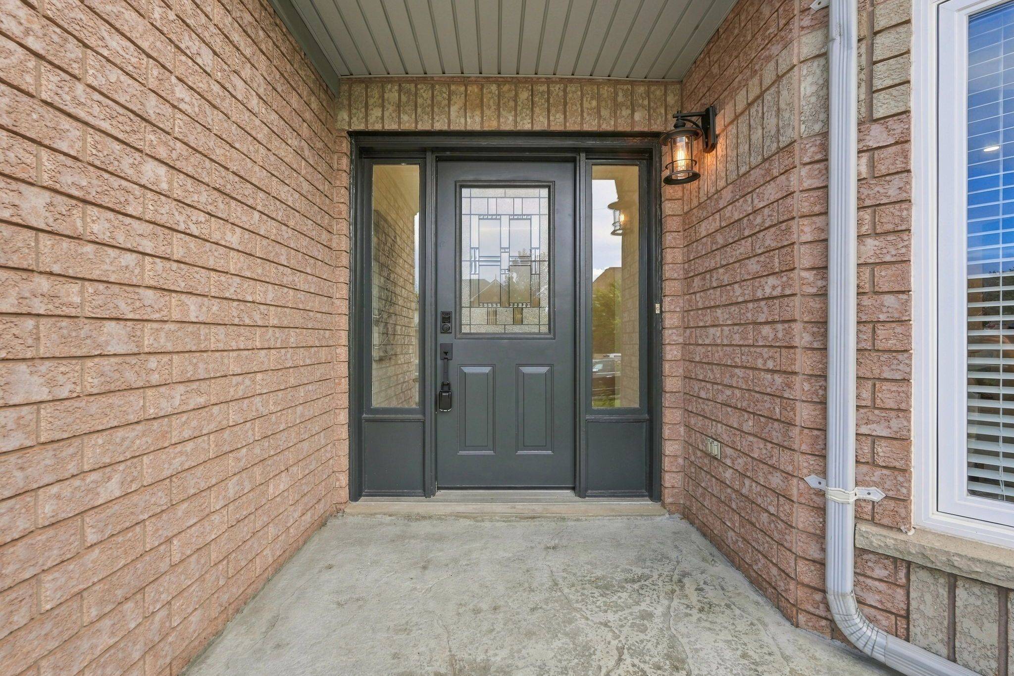84 RILEY ST, Hamilton, ON L8B 0P9