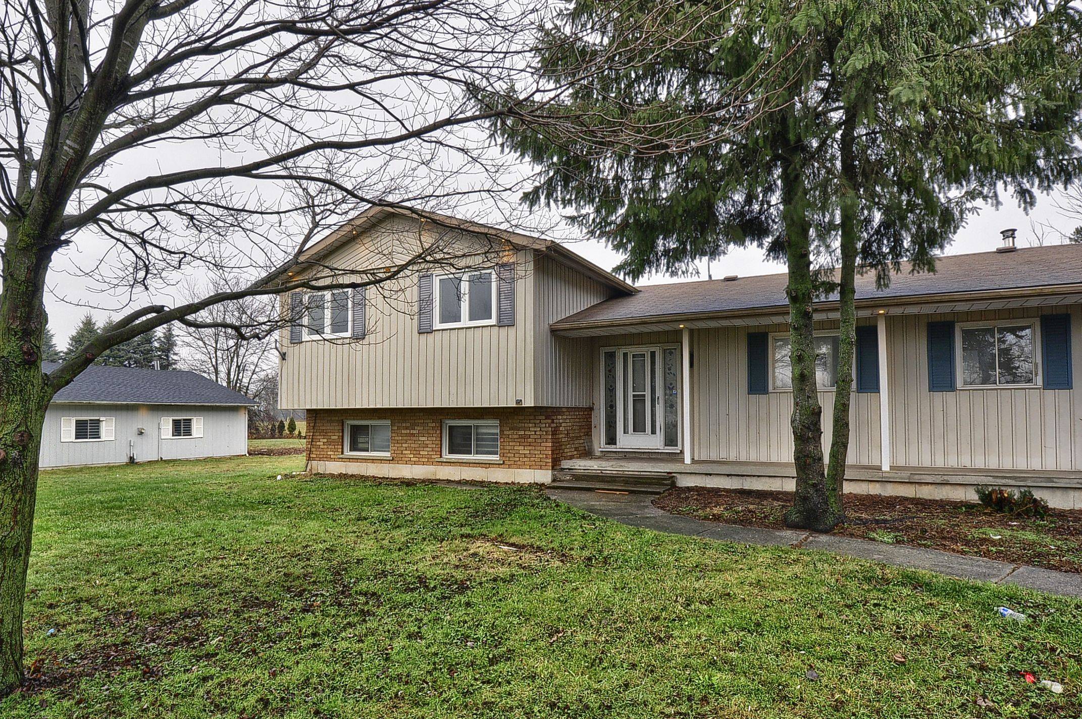 24 Sour Springs RD, Brantford, ON N0E 1K0