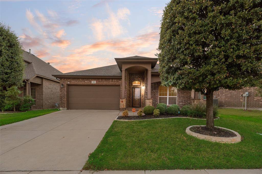 18 Auburn Drive, Edgecliff Village, TX 76134