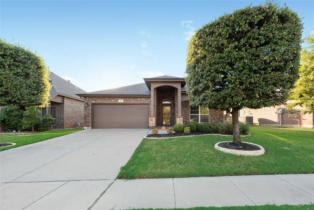 18 Auburn Drive, Edgecliff Village, TX 76134