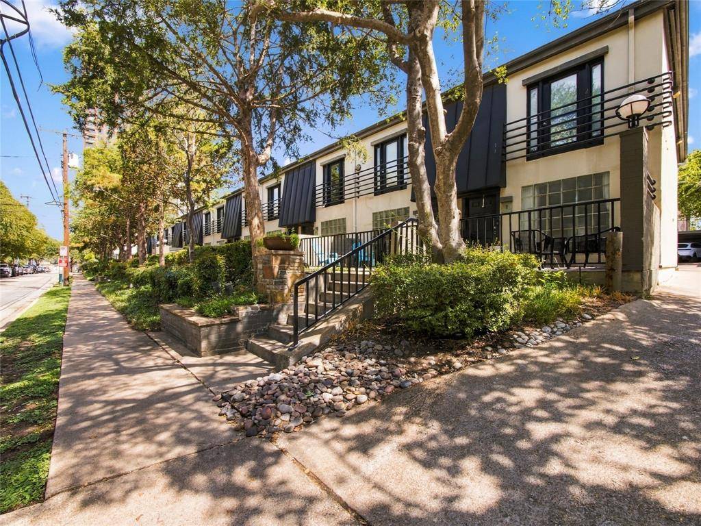 4414 Buena Vista Street #17, Dallas, TX 75205