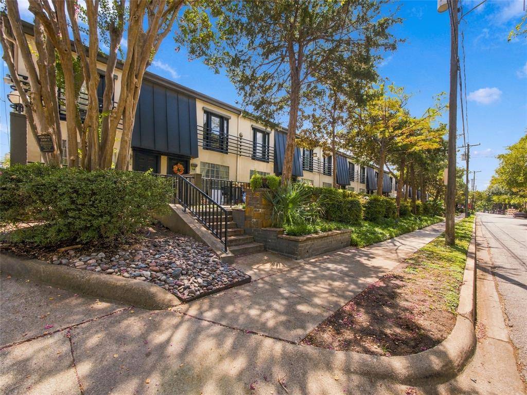 4414 Buena Vista Street #17, Dallas, TX 75205