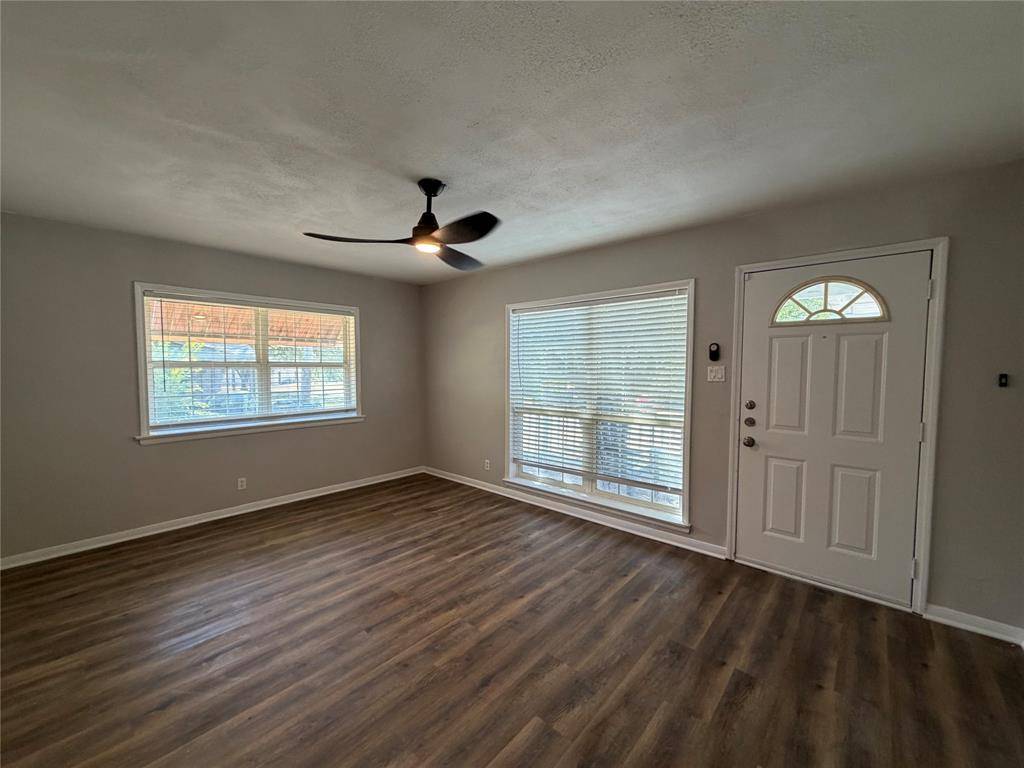 811 N Grant Drive, Sherman, TX 75092