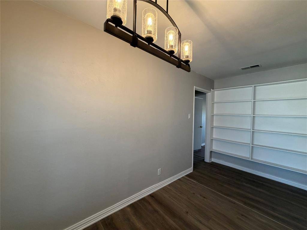 811 N Grant Drive, Sherman, TX 75092