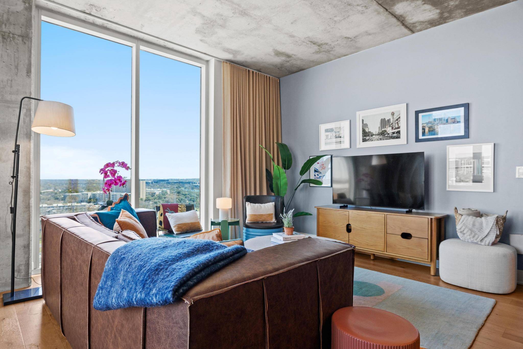 48 East Ave #1604, Austin, TX 78701