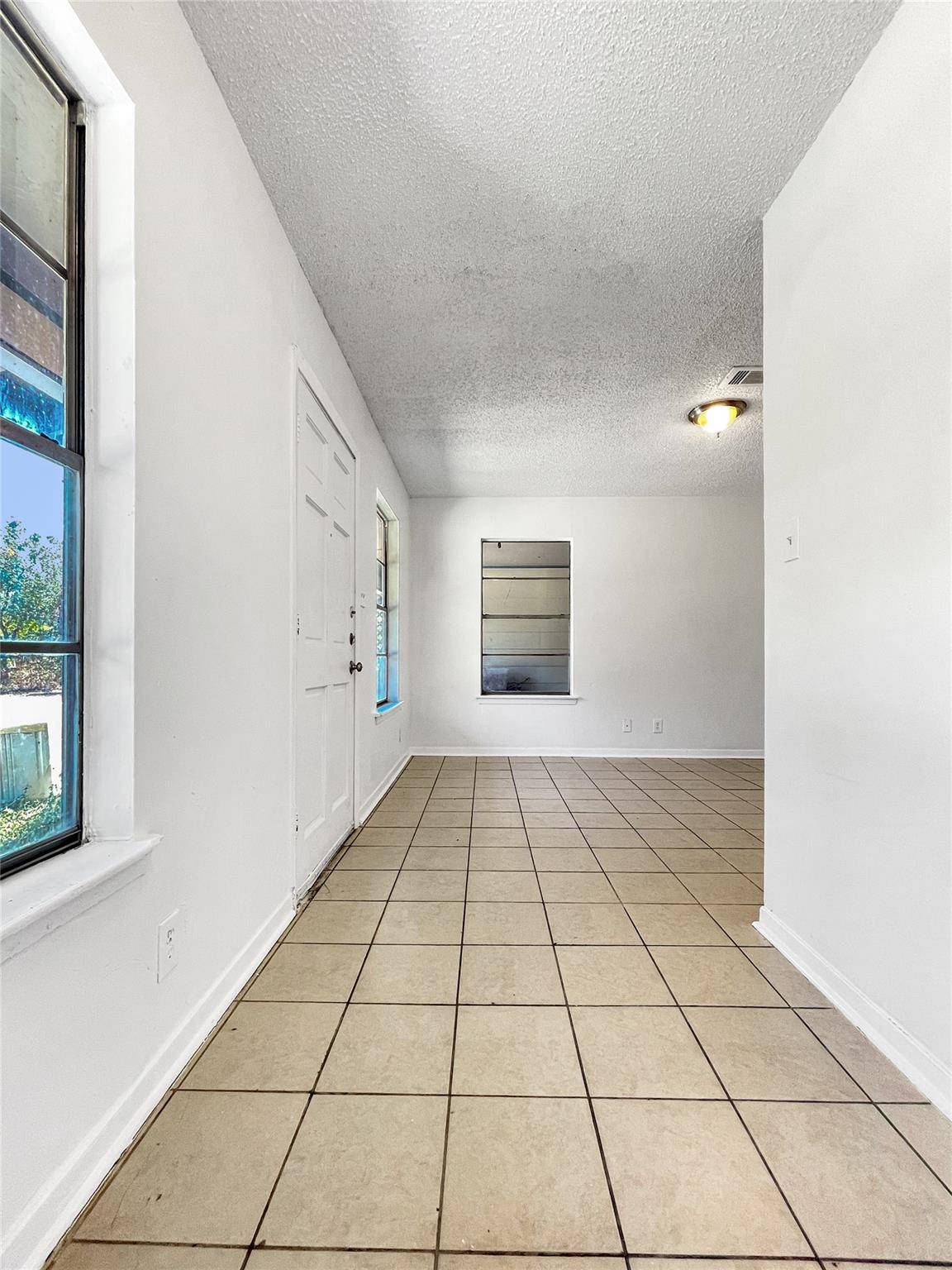 2502 Cecil DR #B, Austin, TX 78744