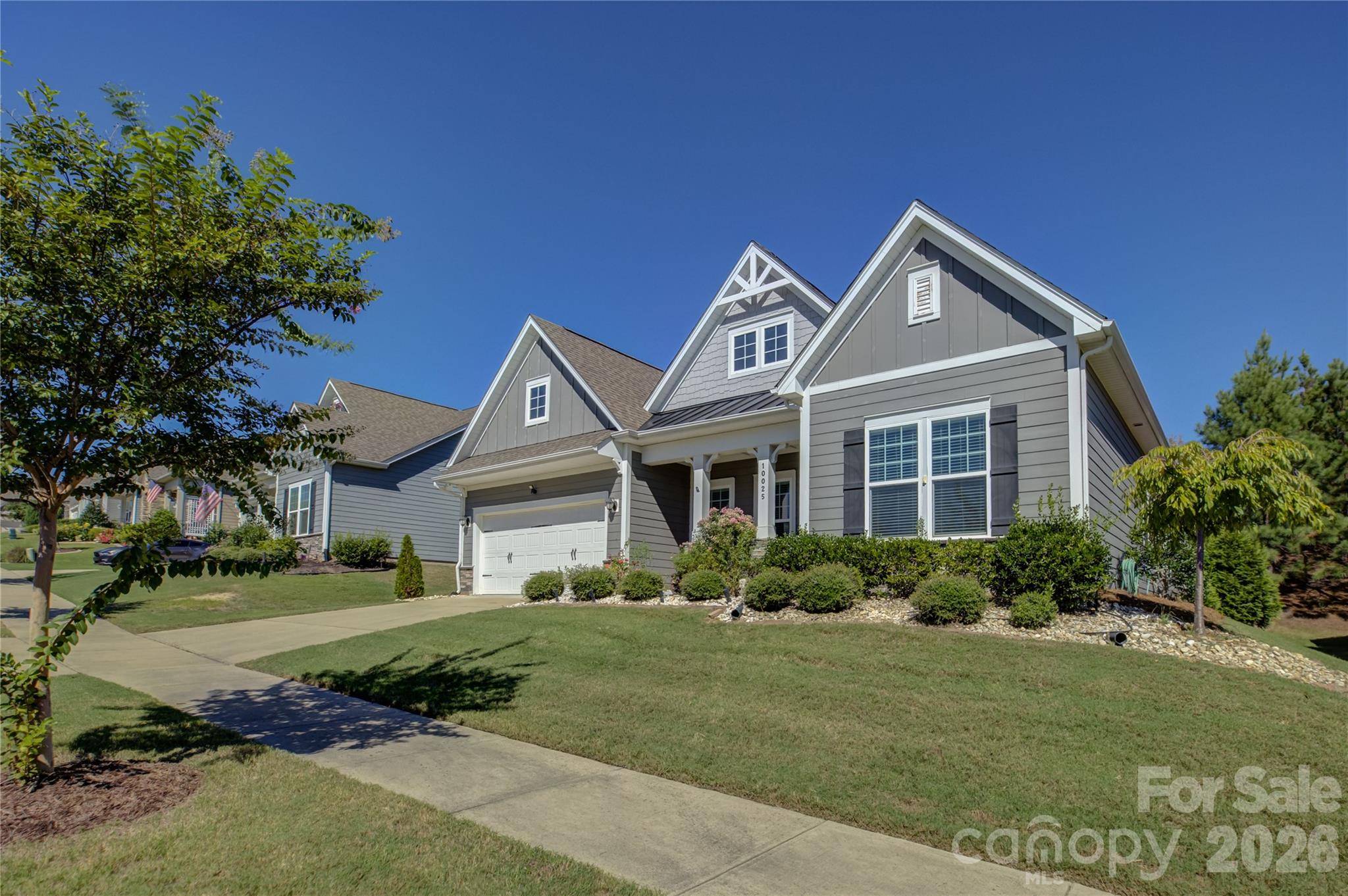 10025 St Kitts Landing LN, Charlotte, NC 28278