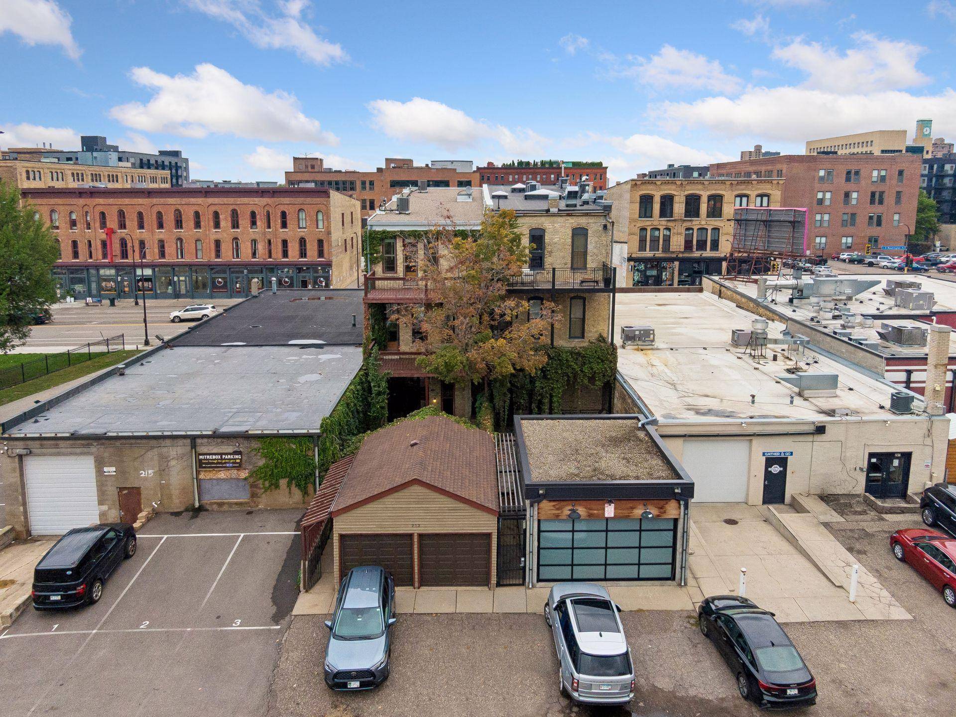 213 1/2 Washington AVE N, Minneapolis, MN 55401