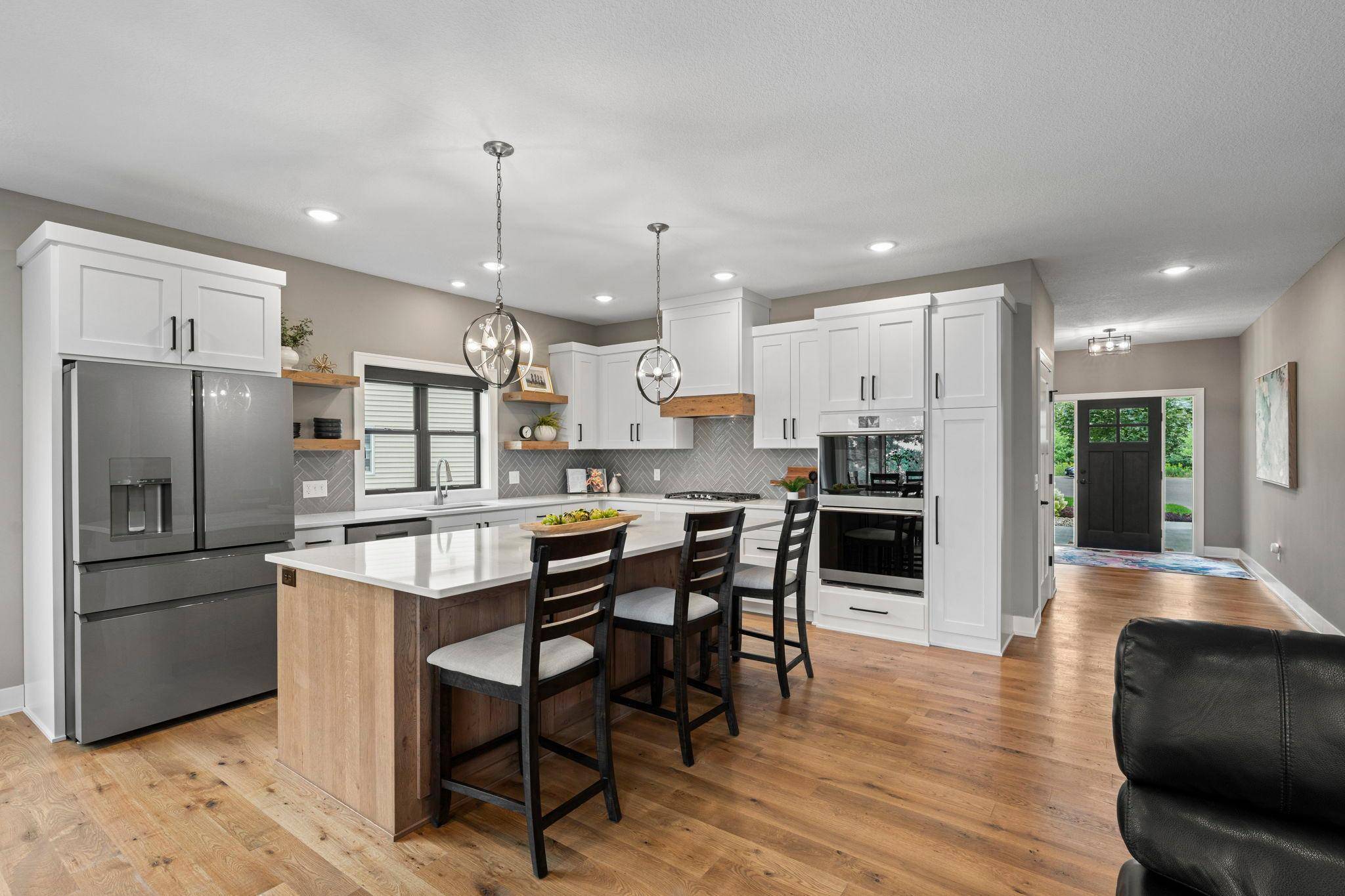 27020 Petes Hill TRL, Elko New Market, MN 55020