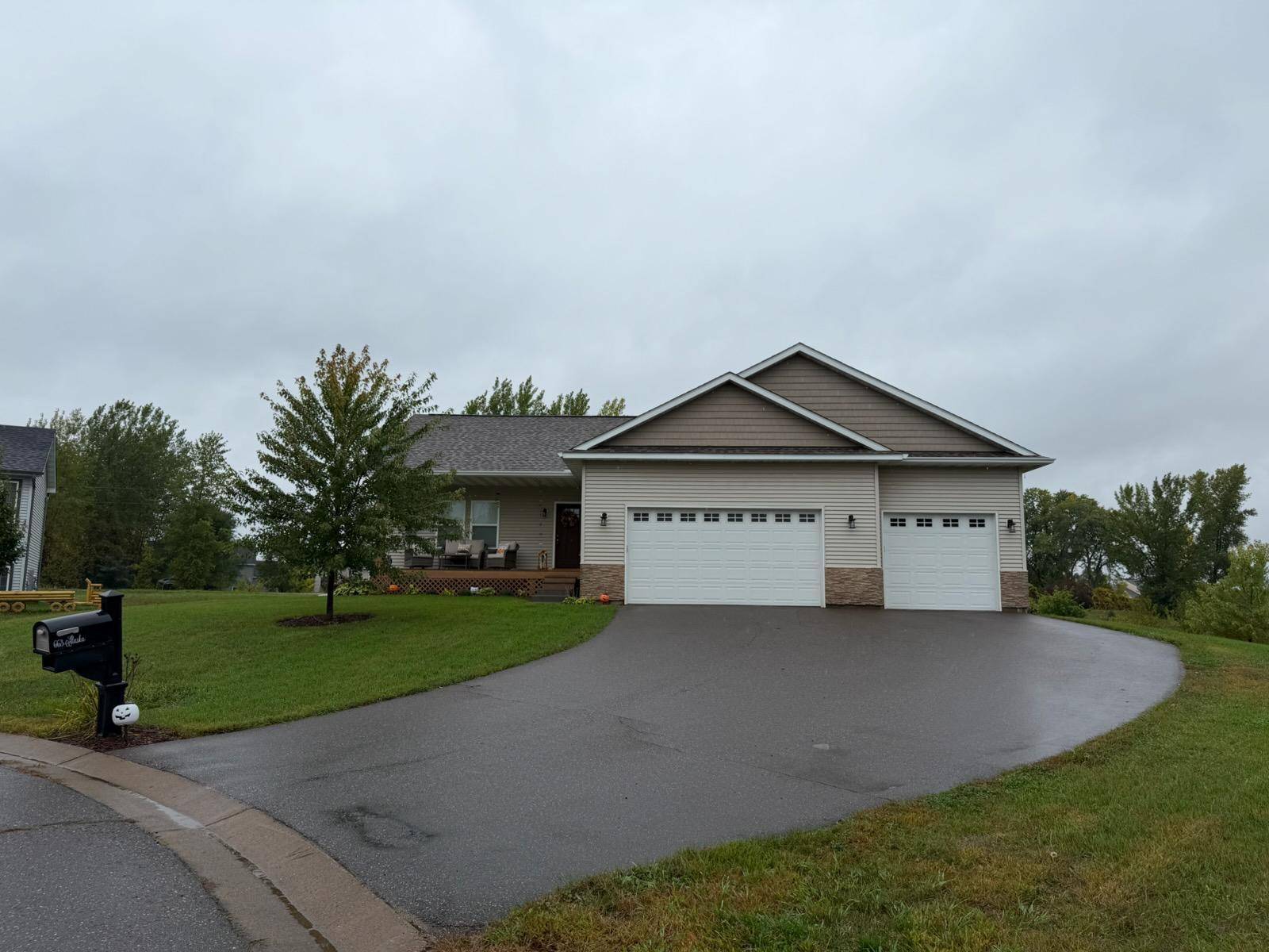 663 Alaska PL, Cambridge, MN 55008