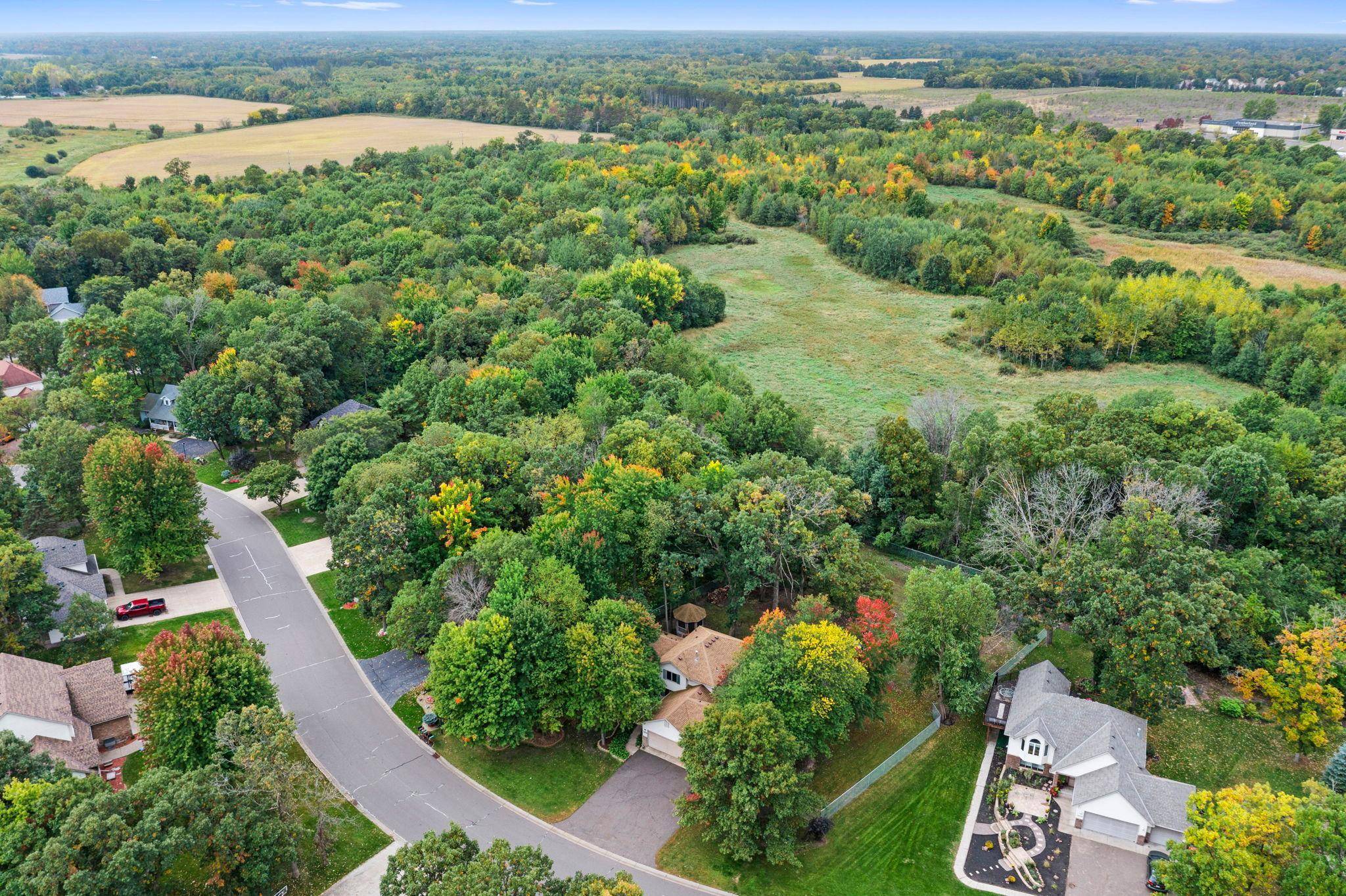 38308 Golden Oaks TRL, North Branch, MN 55056