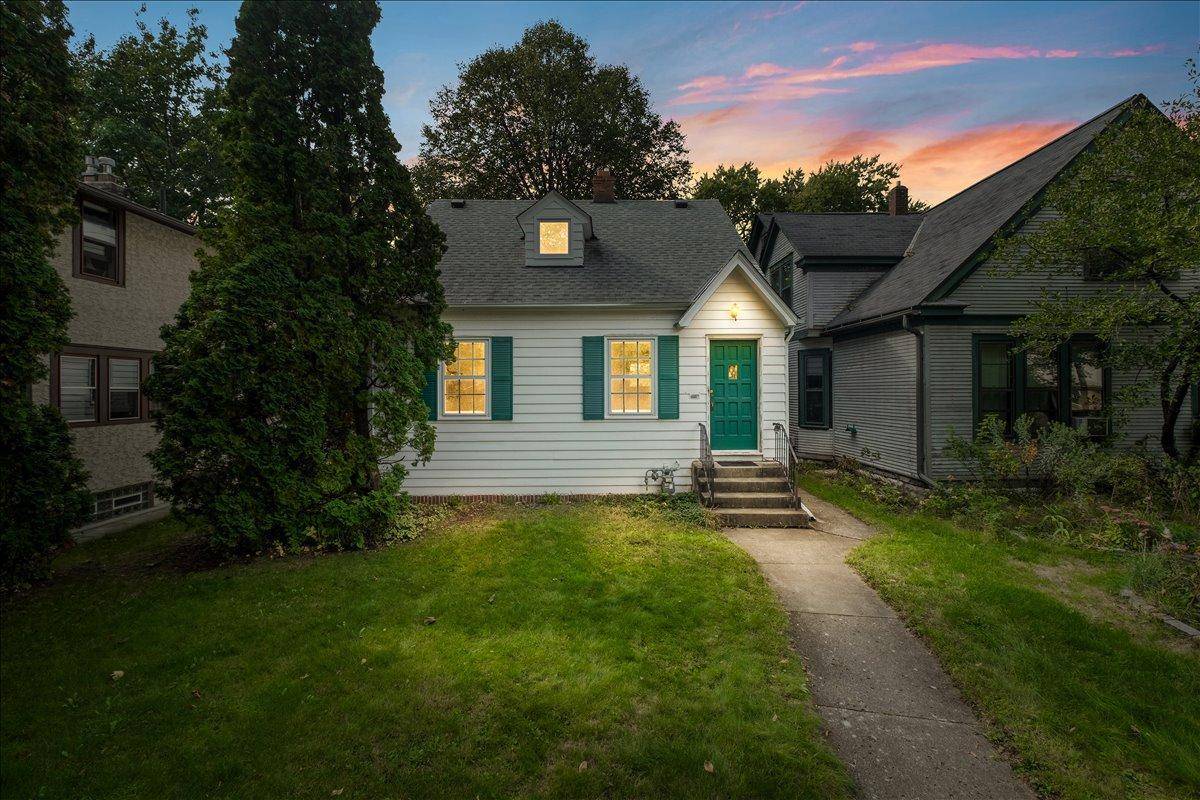 2834 44th AVE S, Minneapolis, MN 55406