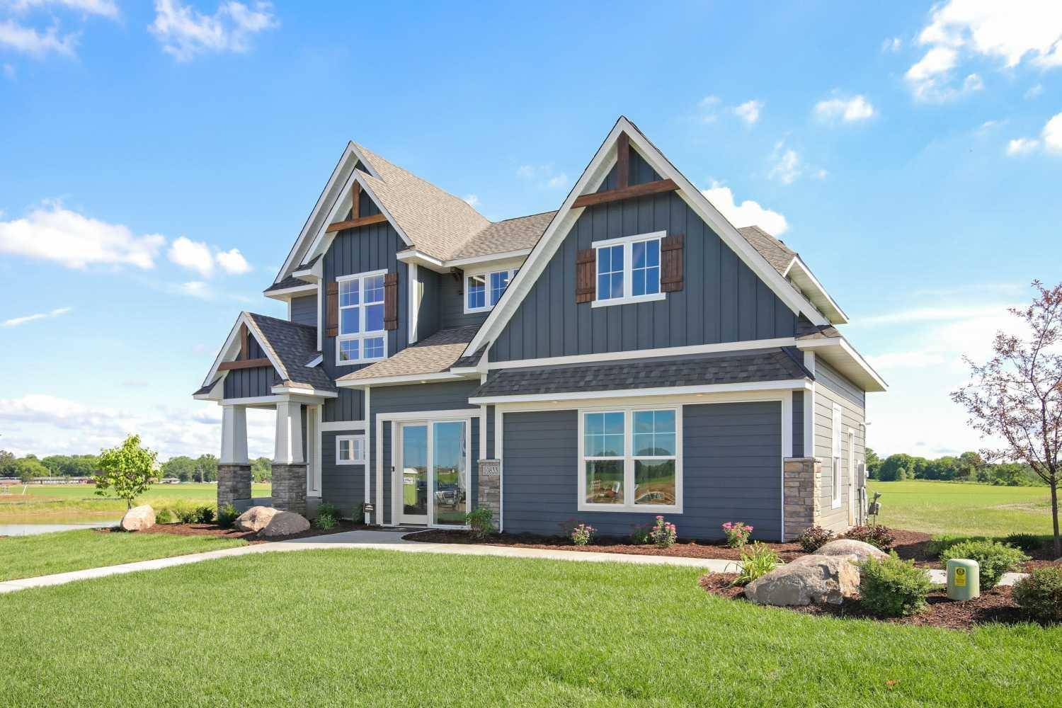 10833 38th TRL N, Lake Elmo, MN 55042