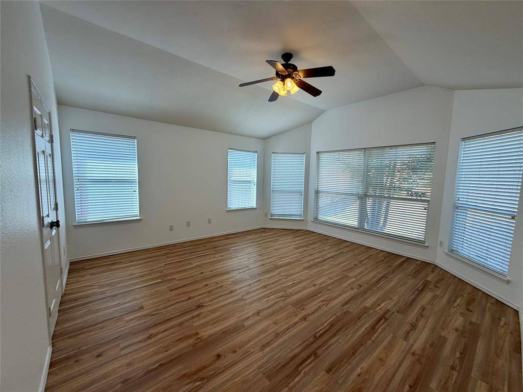 2008 Kingsbrook Trail, Fort Worth, TX 76120