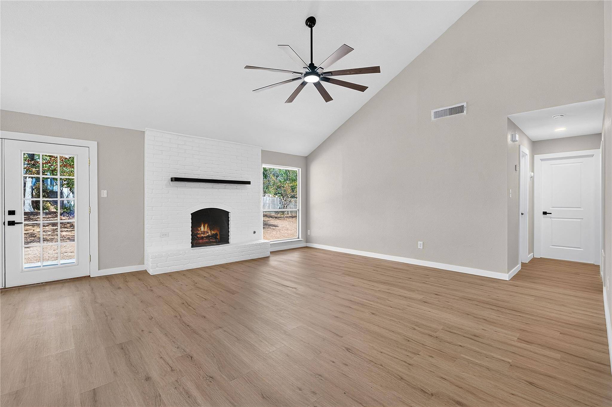 11202 Balcones Woods CV, Austin, TX 78759