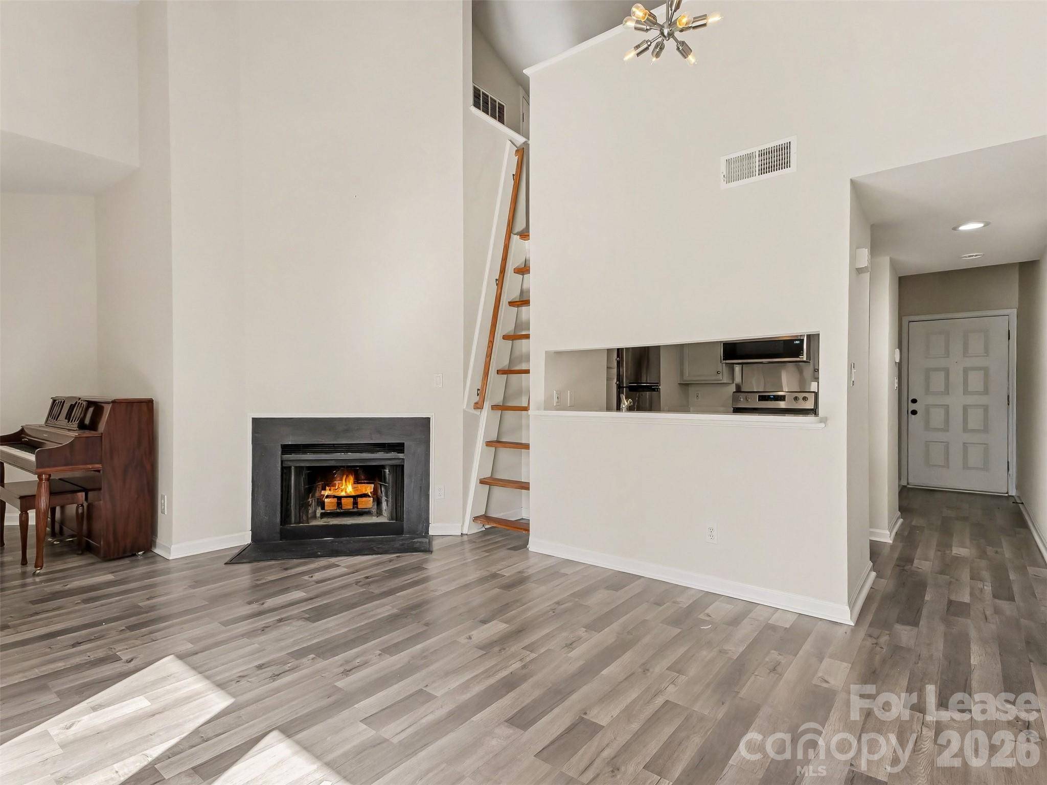 306 S Cedar ST, Charlotte, NC 28202