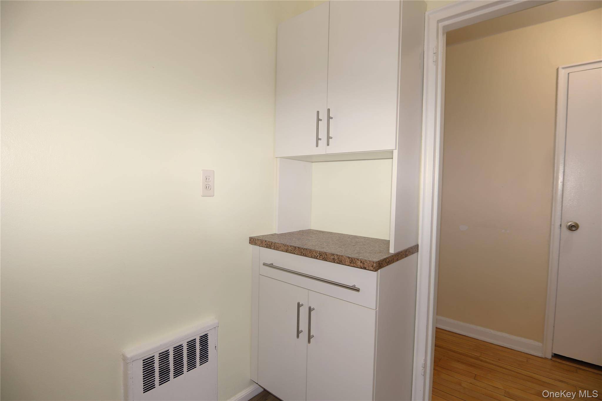 330 S Broadway #E1, Tarrytown, NY 10591