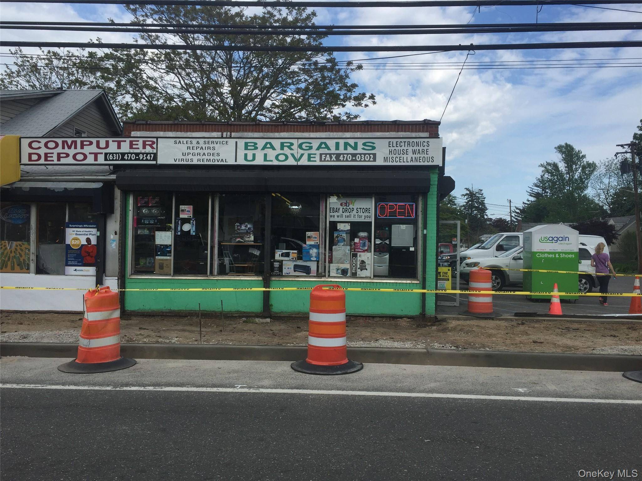 184 Depot RD, Huntington Station, NY 11746