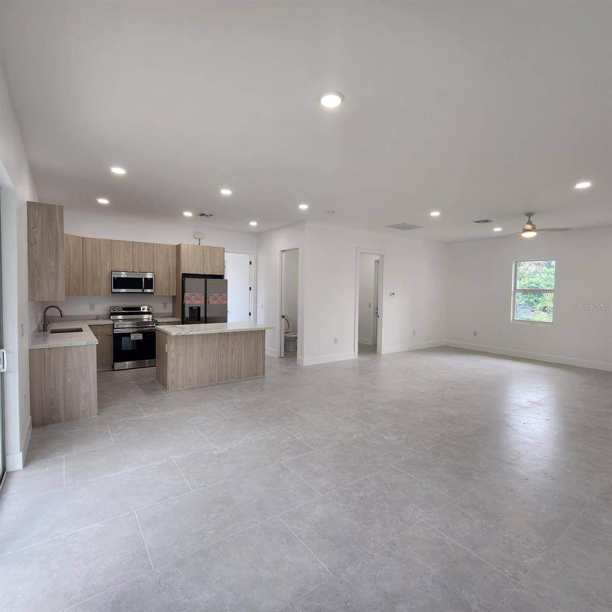 237 EPPINGER DR, Port Charlotte, FL 33953