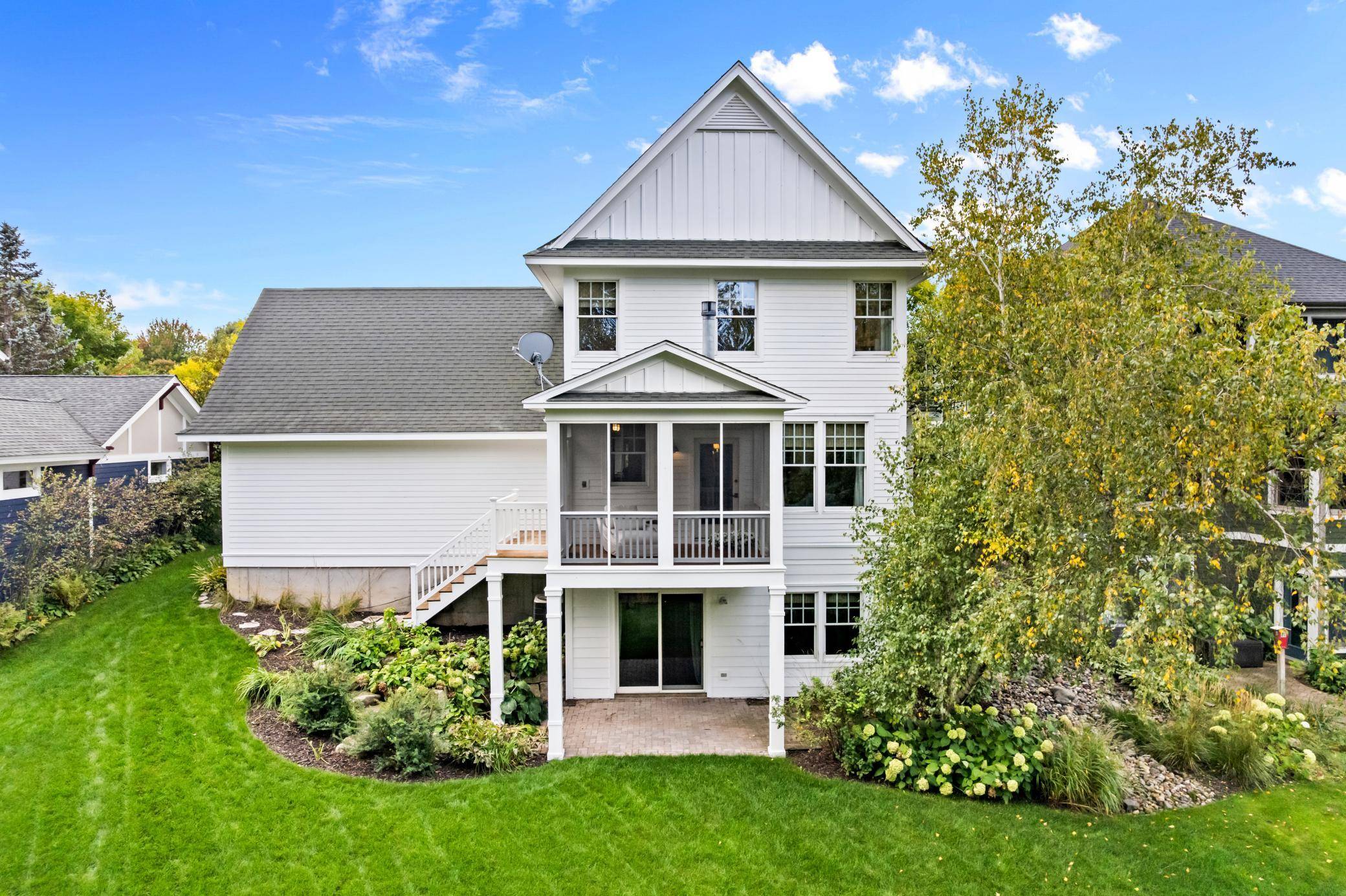 209 Rutherford RD, Stillwater, MN 55082