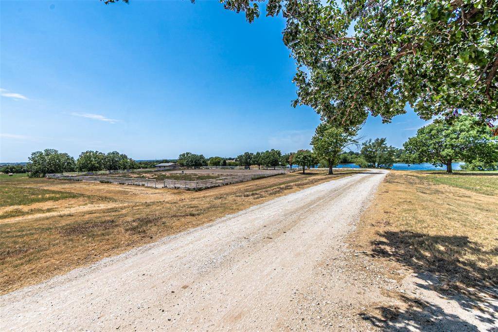 12146 FM2450 Highway, Sanger, TX 76266