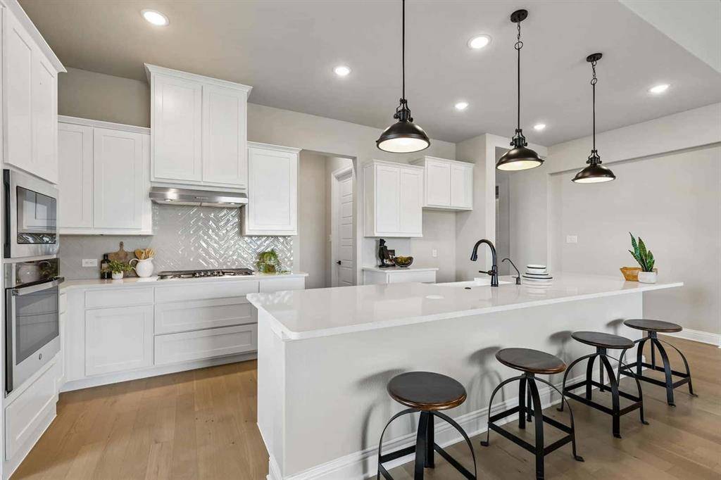 137 Cross Timbers Street, Azle, TX 76020