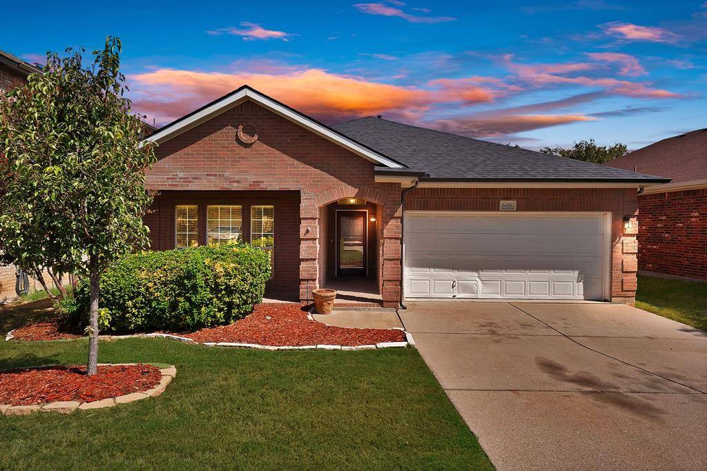 6016 Horse Trap Drive, Fort Worth, TX 76179