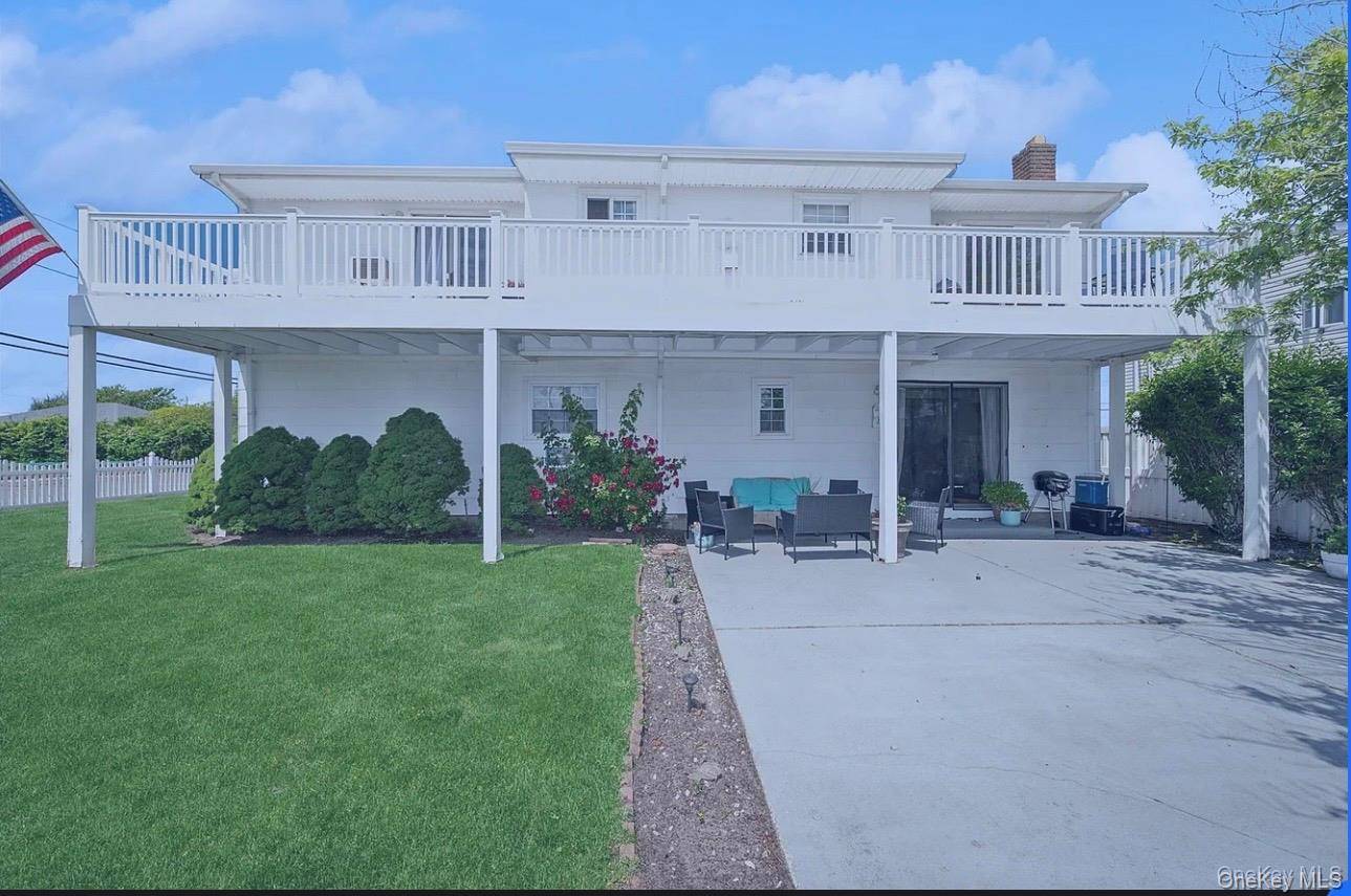 54 Acapulco ST, Atlantic Beach, NY 11509