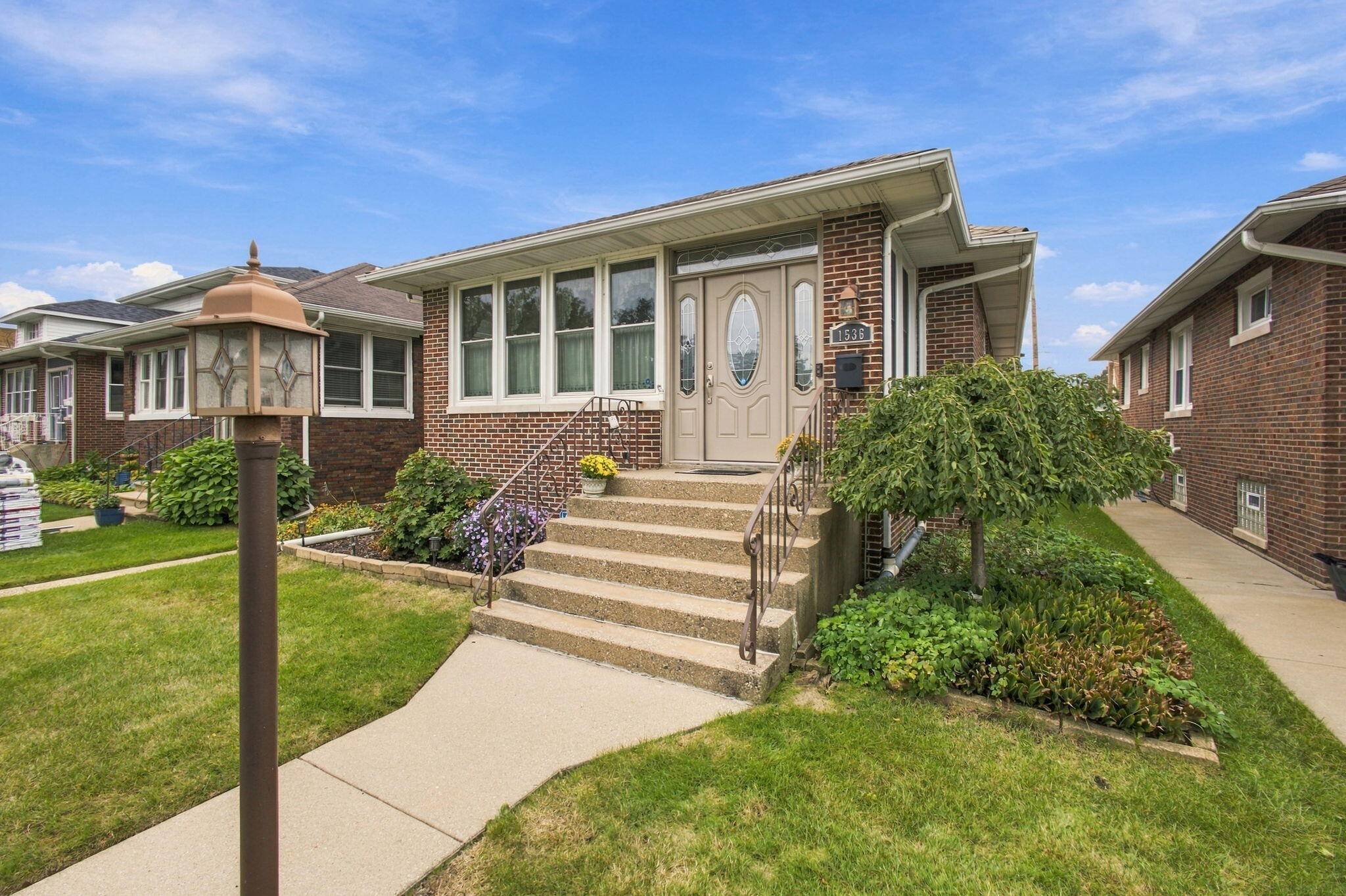 1536 Brown Avenue, Whiting, IN 46394