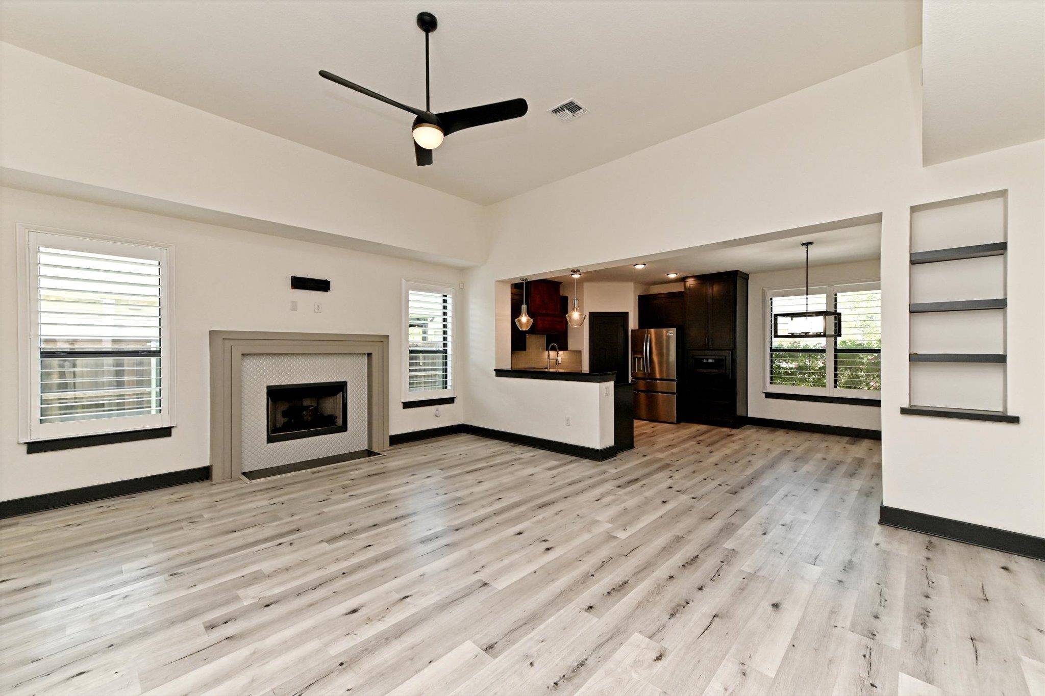 100 Dax DR, Liberty Hill, TX 78642