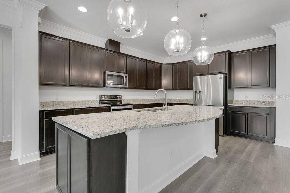 14105 LARKSPUR LAKE DR, Winter Garden, FL 34787
