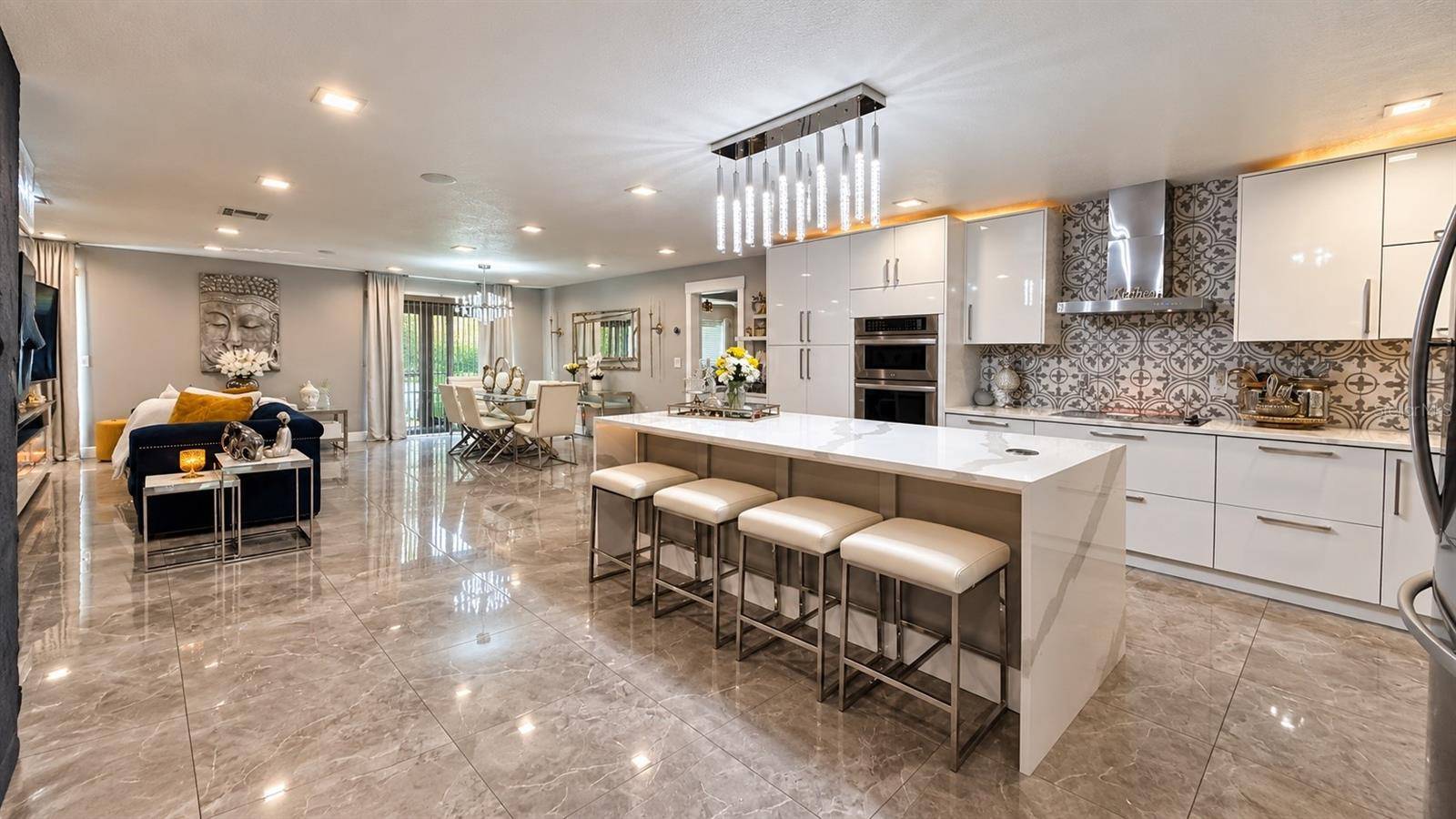 5213 WILDFLOWER RD, Orlando, FL 32821