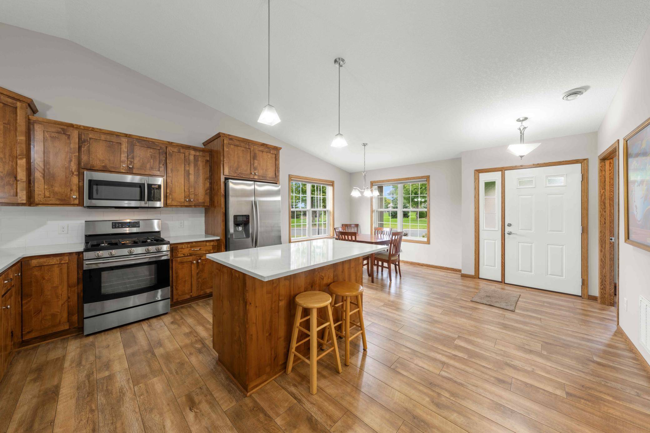 6481 Ojibway PATH, Lino Lakes, MN 55014