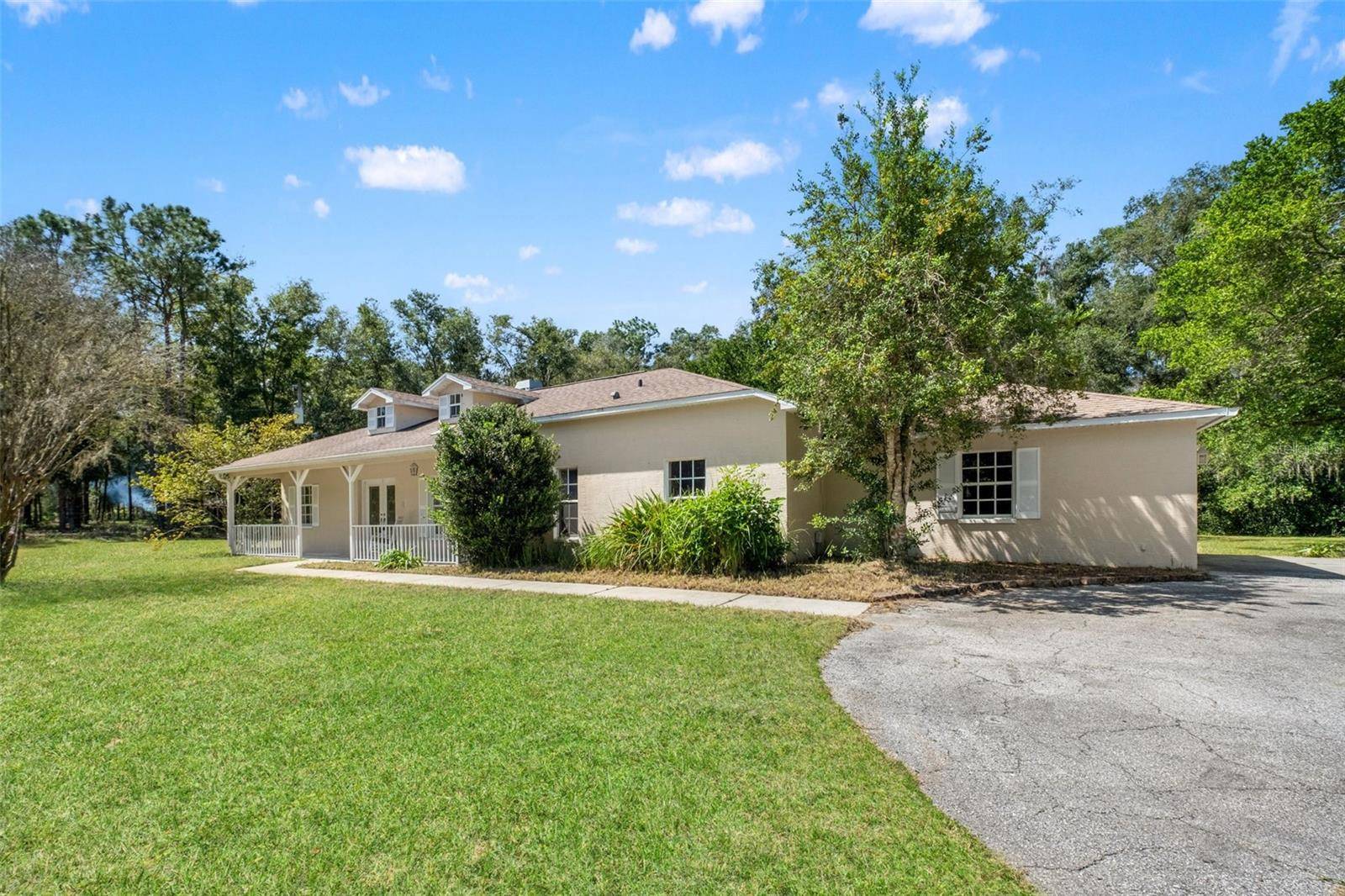 10890 S TURNER AVE, Floral City, FL 34436