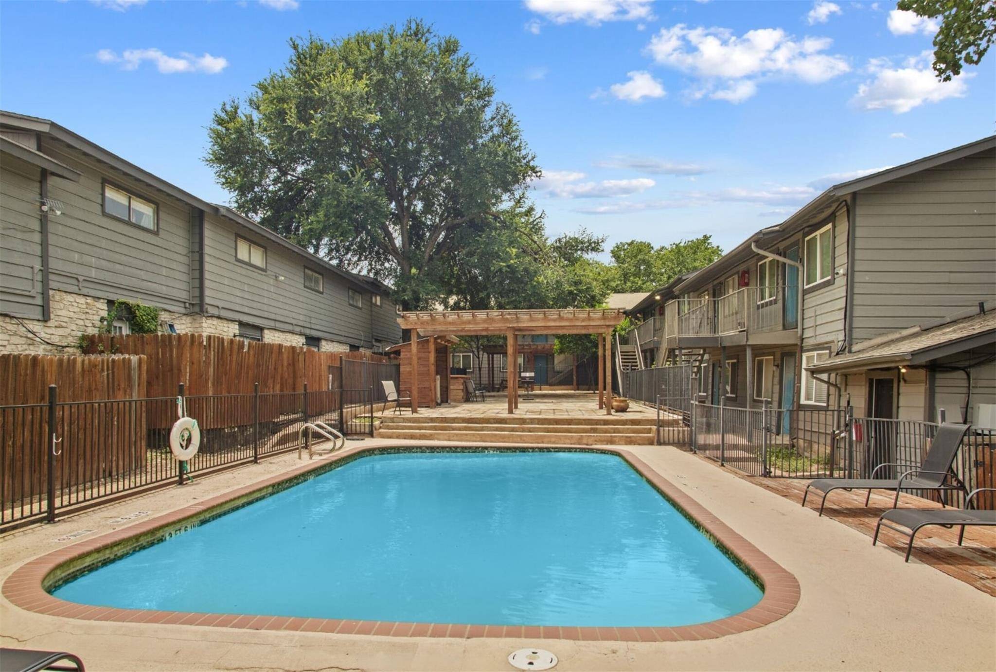 1302 Parker Lane LN #111, Austin, TX 78741