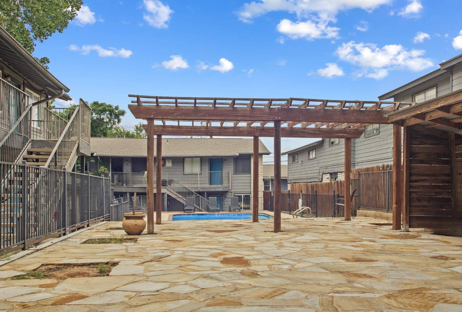1302 Parker LN #105, Austin, TX 78741