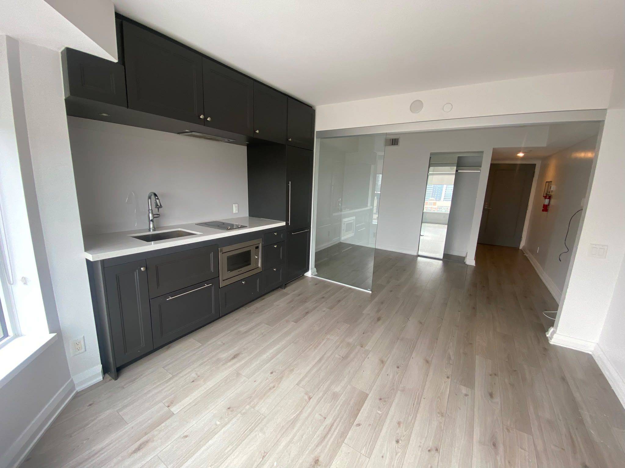 155 Yorkville AVE #2605, Toronto C02, ON M5R 0B4