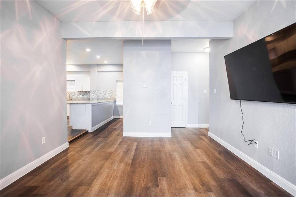 504 W 35th ST, Austin, TX 78705