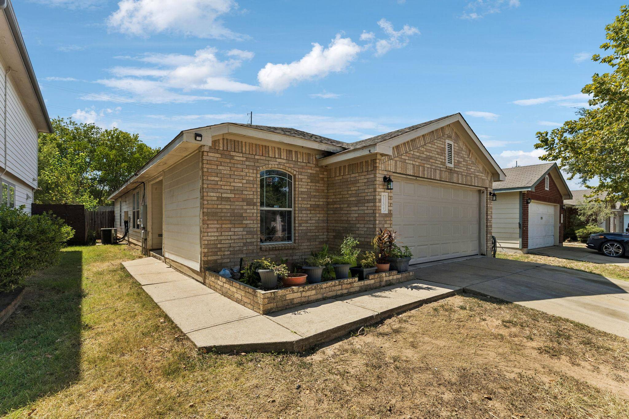 7209 Cayenne LN, Austin, TX 78741