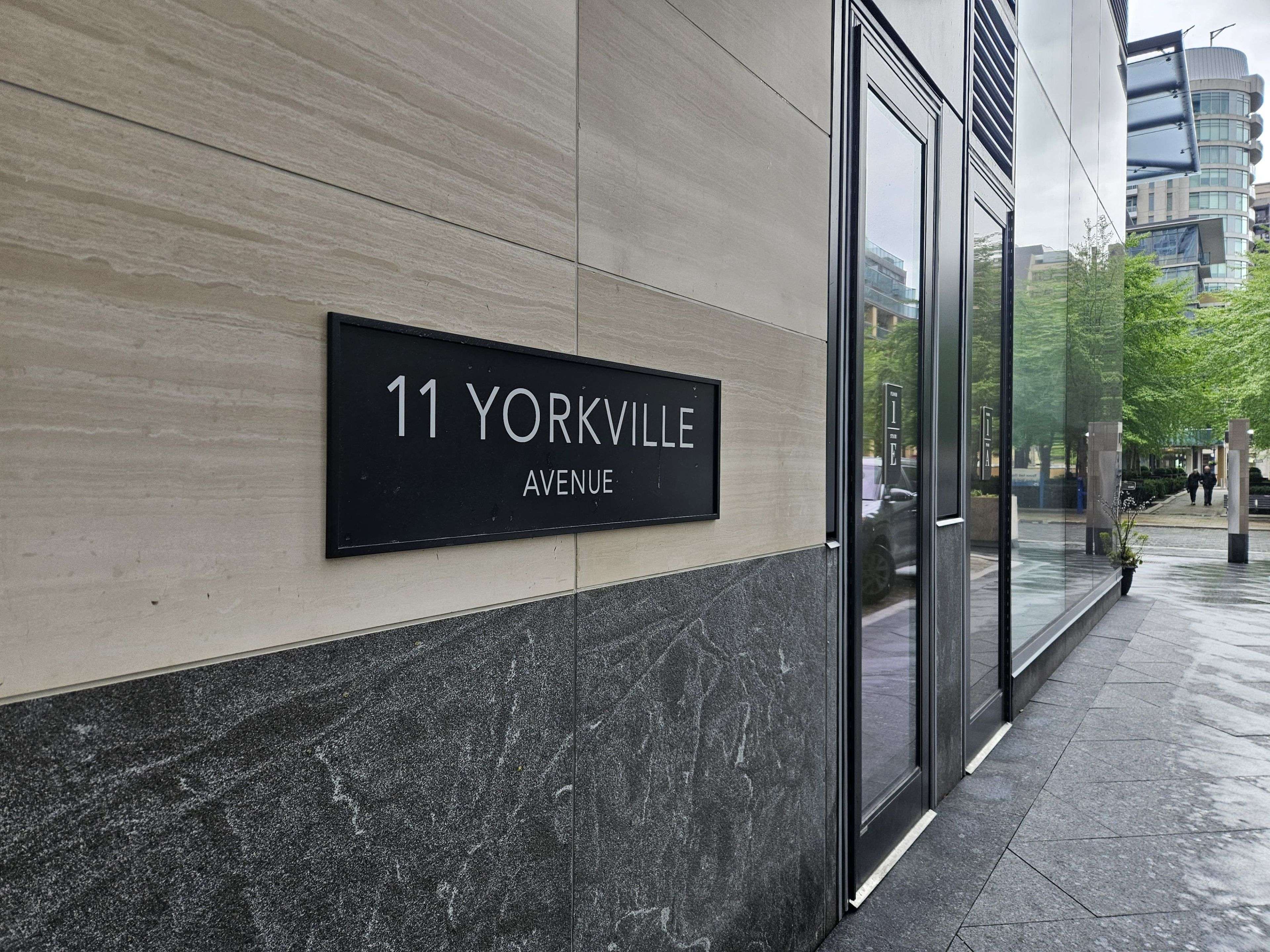 11 Yorkville AVE #6105, Toronto C02, ON M4W 1L2