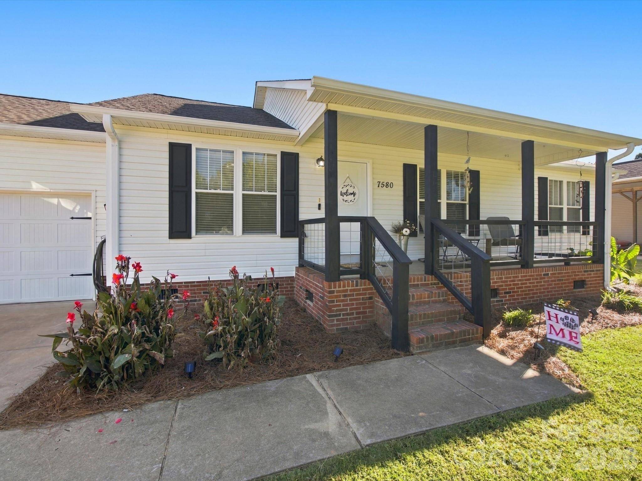 7580 Woodleaf RD, Woodleaf, NC 27054