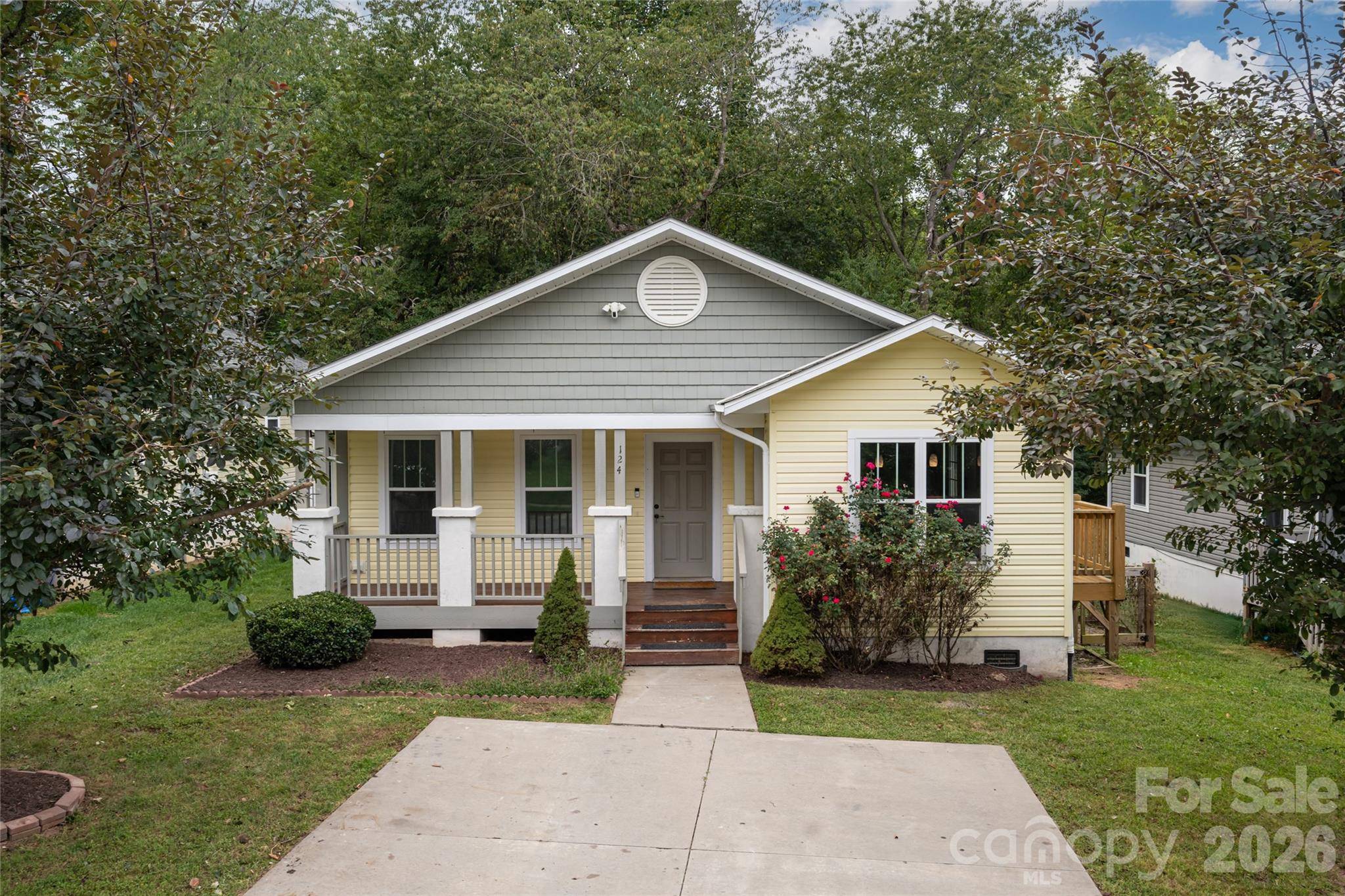 124 Soulshine CT, Asheville, NC 28806