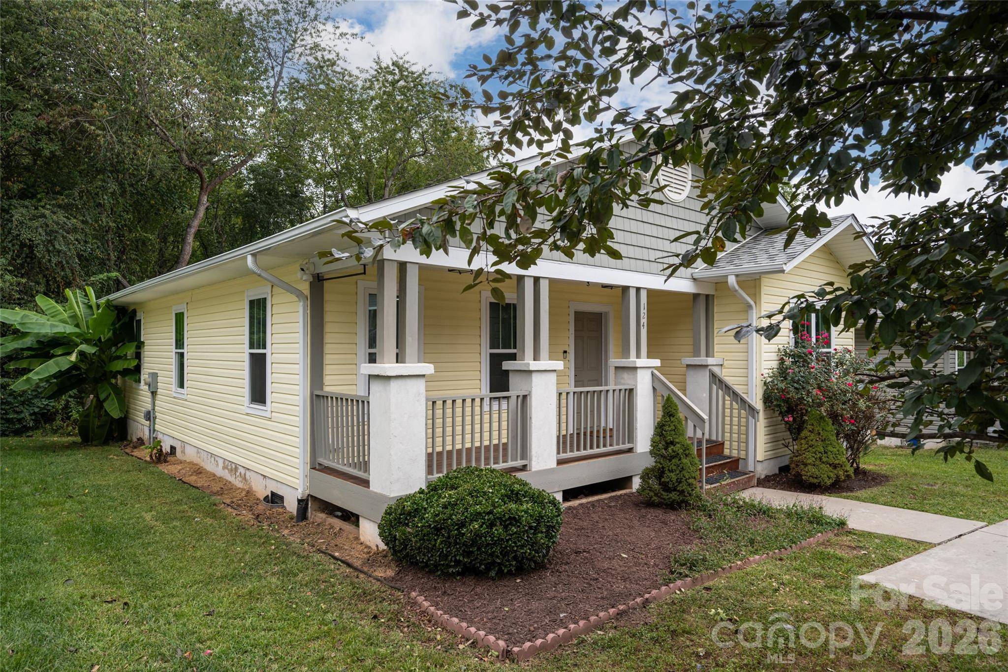 124 Soulshine CT, Asheville, NC 28806