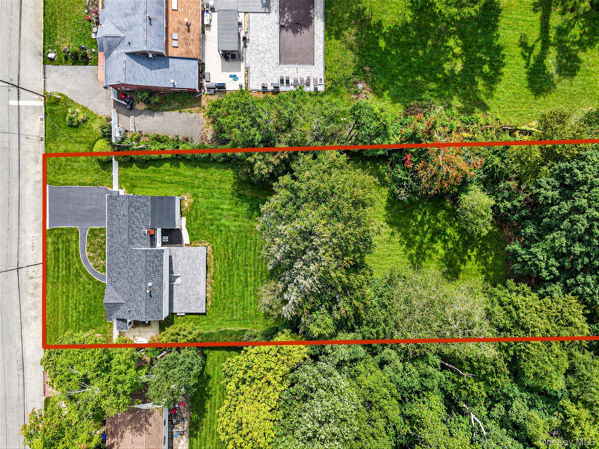 260 W 24th ST, Deer Park, NY 11729