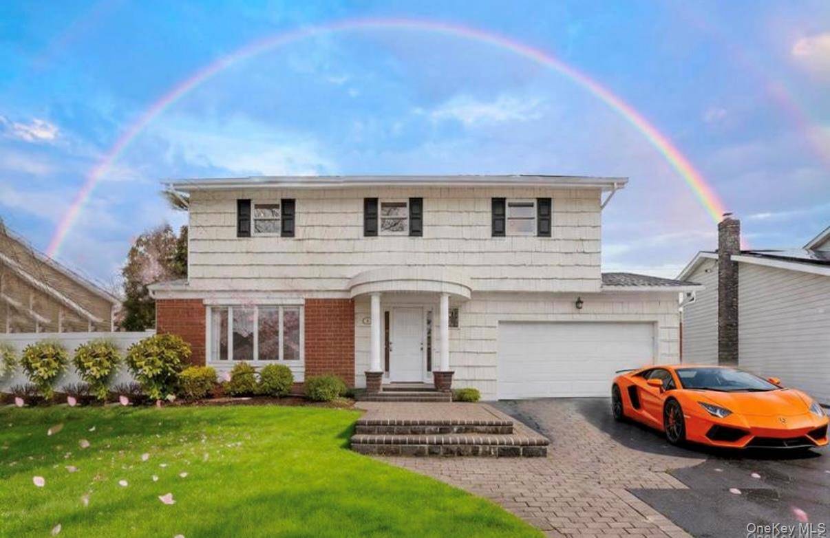 8 SAGAMORE WAY, Jericho, NY 11753