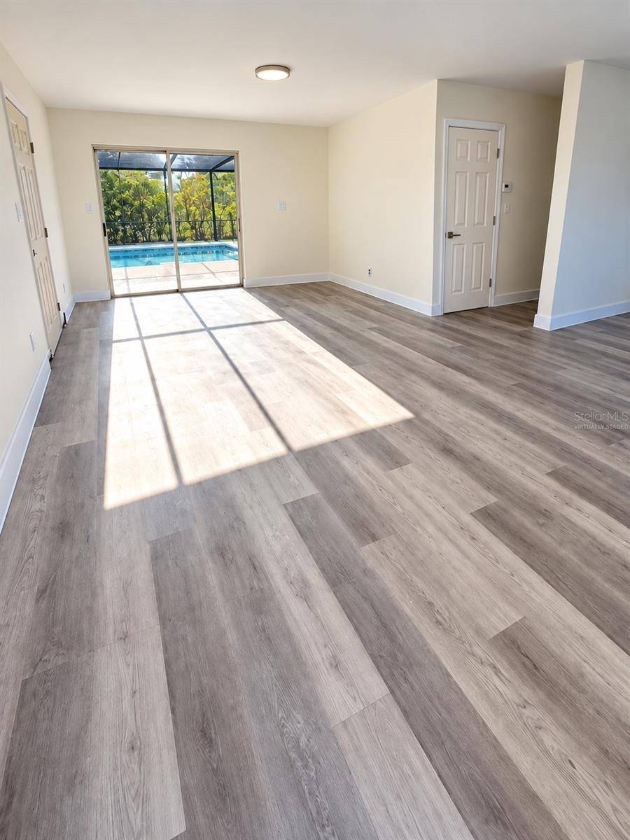 22 OCEAN ST, Merritt Island, FL 32952