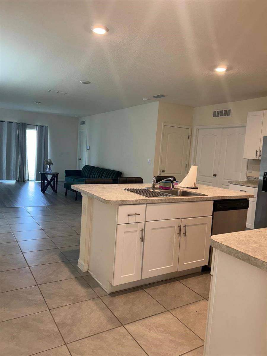 1560 GLADEWATER RD, Kissimmee, FL 34744