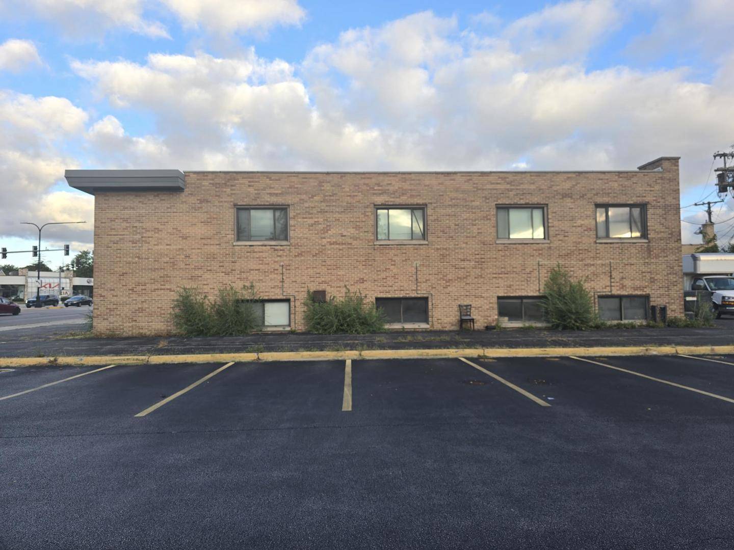 6731-6733 N Lincoln AVE, Lincolnwood, IL 60712